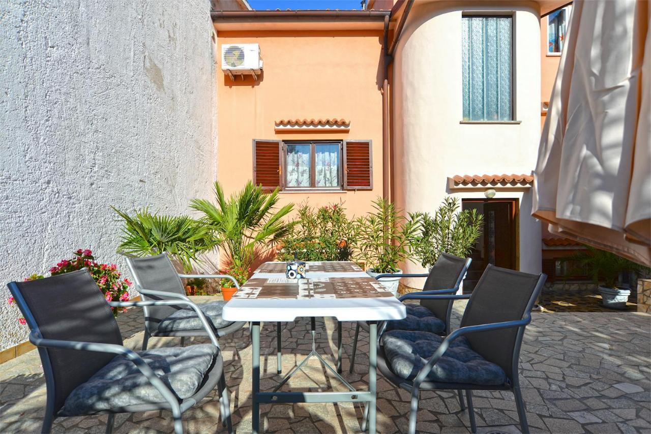 Apartment Puzar 295 Štinjan Екстериор снимка