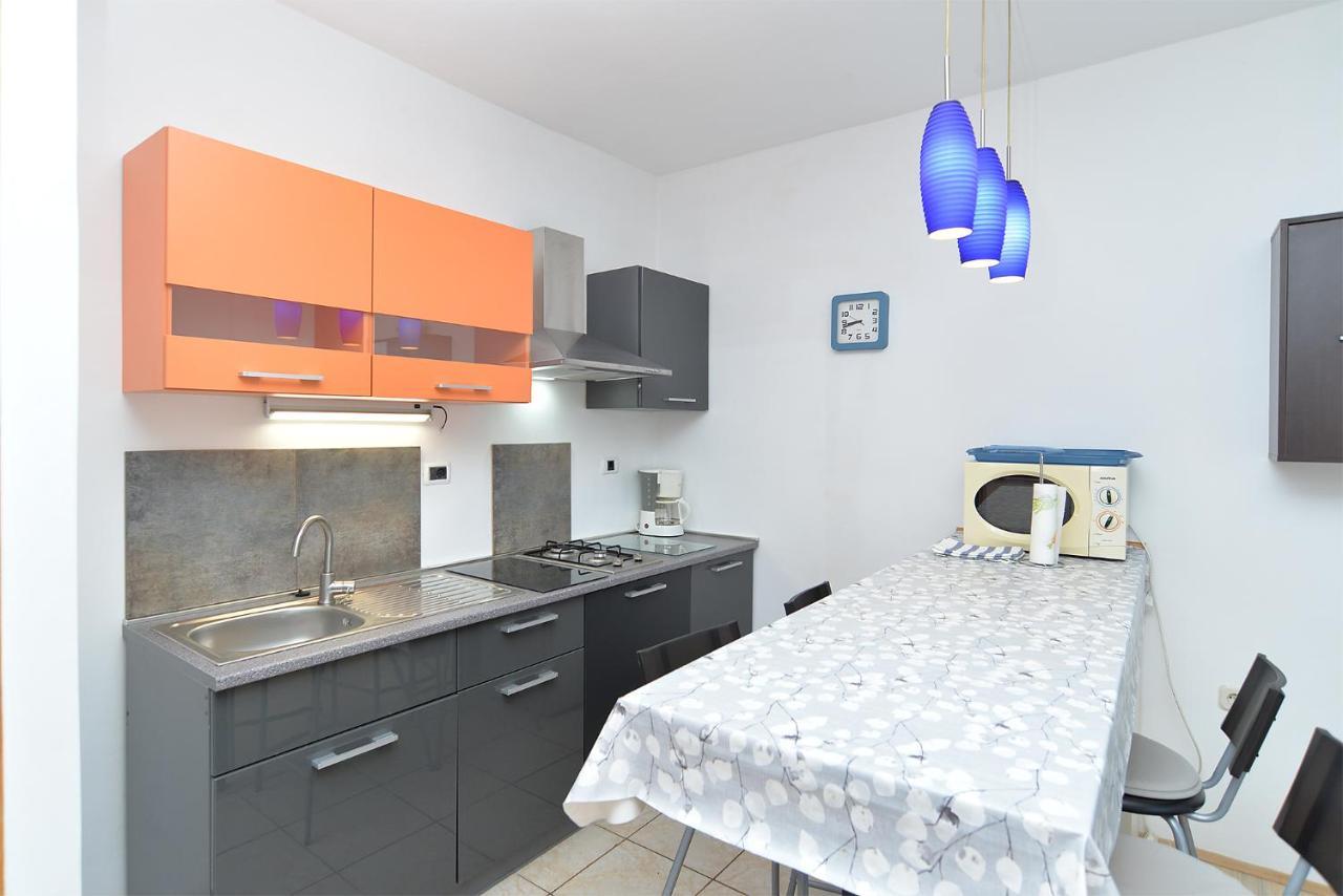 Apartment Puzar 295 Štinjan Екстериор снимка